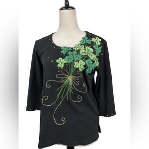 Quacker Factory black top with greej embroidered  shamrocks in sequins size XS